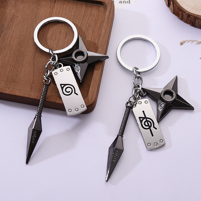 バンダイアニメナルトキーホルダー車のキーバッグバックパックア - Carabiner Keychain のレビューと価格