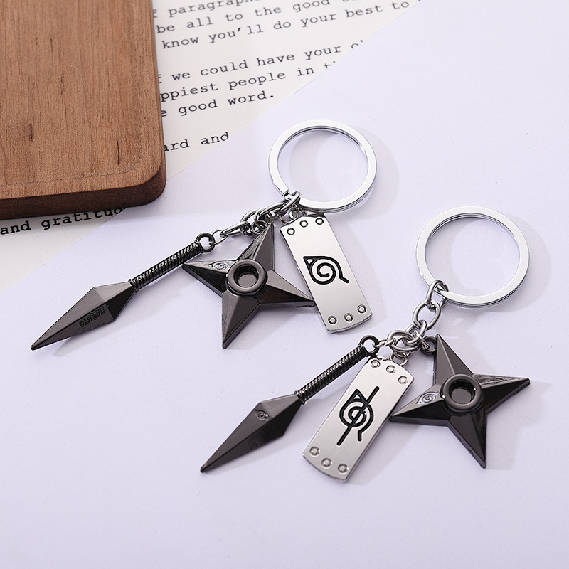 バンダイアニメナルトキーホルダー車のキーバッグバックパックア - Carabiner Keychain のレビューと価格