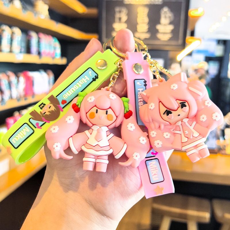 初音ミクキーホルダー漫画かわいいで楽しいインスタイルアニメ人 - Carabiner Keychain のレビューと価格