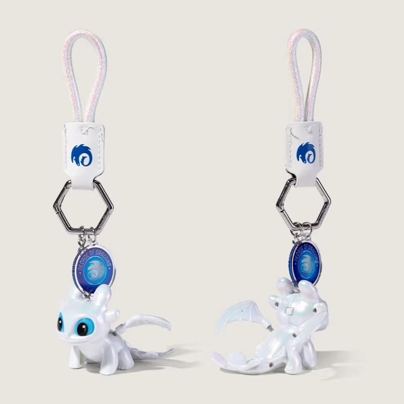 本物のドラゴンテイミングマスター歯のないナイトシャホワイトラ - Carabiner Keychain のレビューと価格